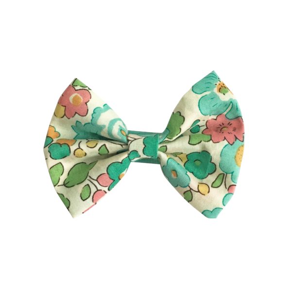 Small bowtie bow alligator clip