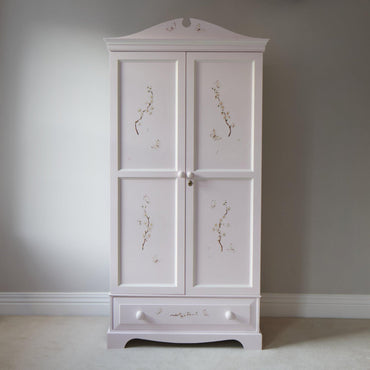 Children's Wardrobe